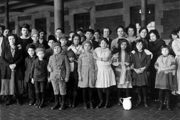 Children at Ellis Island